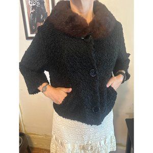 Vintage mid-century black boucle wool jacket with fur collar